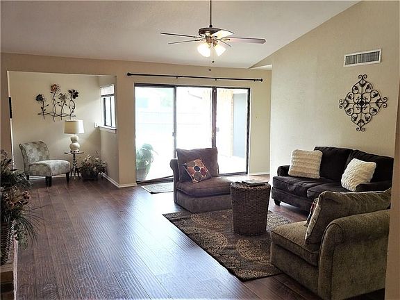 4th image of 6203 Sierra Ct