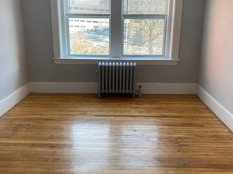 15 Irving St #1C — Photo 7