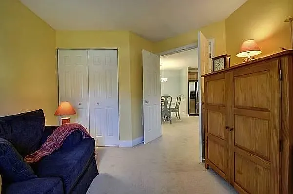600 Brookside Dr #E — Photo 8
