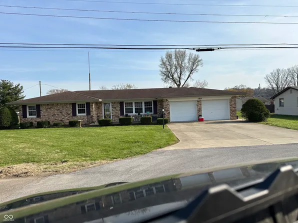 359 Anel Dr, Martinsville, IN 46151