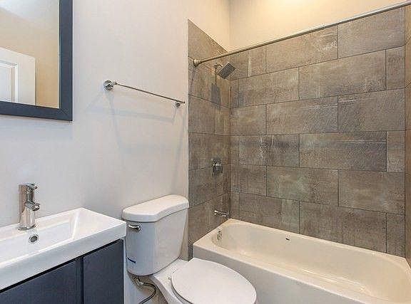 3rd image of 1604 W Julian St #1R