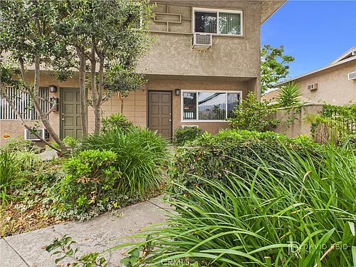 1060 E Foothill Blvd #P Photo 1