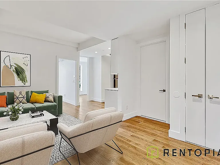 810 Flushing Ave #3B — Photo 1