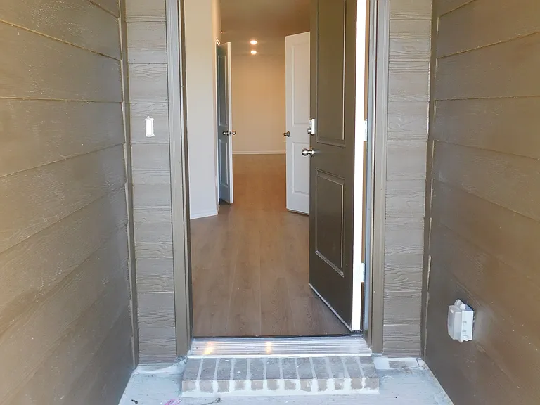 841 Wild Rose Way — Photo 6