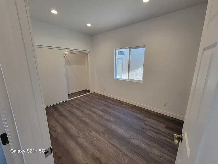 2518 E Avenue J2 — Photo 8