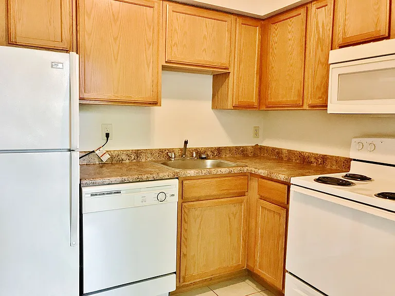 Friendship - Apartments for Rent in Pittsburgh — Photo 6