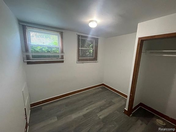 4th image of 21304 Ontaga St #2