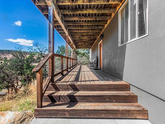 5th image of 17230 Black Oak Hill Drive