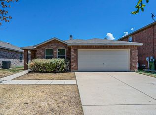 8437 Cotton Valley Ln, Arlington, TX 76002