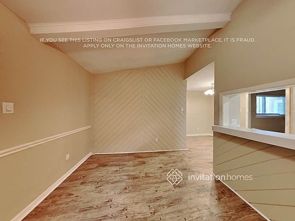 3rd image of 10418 Winding Trail Rd