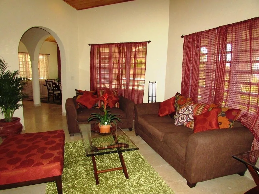 3 bed, $5,000 — Photo 4