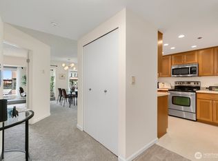 121 Vine St UNIT 806, Seattle, WA
