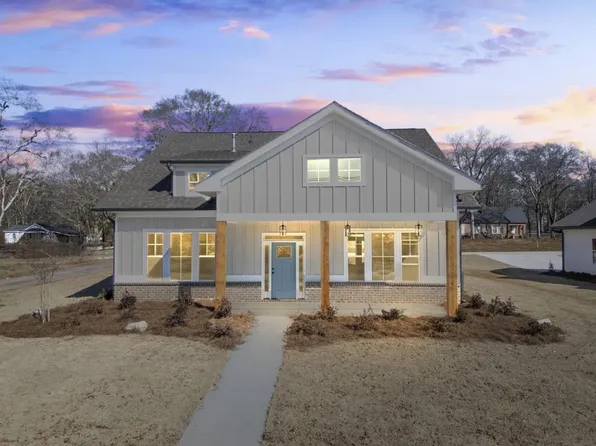 12 Cotton View Ln, Lavonia, GA 30553