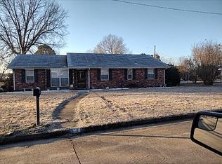 313 Barclay Rd, Muskogee, OK 74403