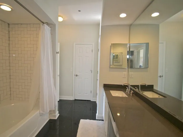 3777 Peachtree Rd NE #735 — Photo 10