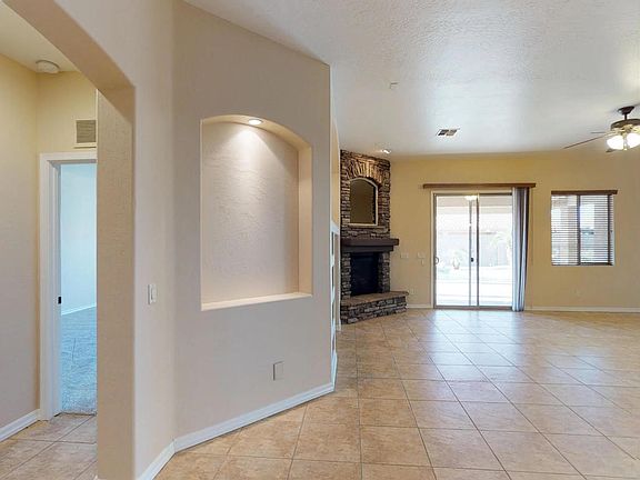4th image of 263 W Flagstone Pl
