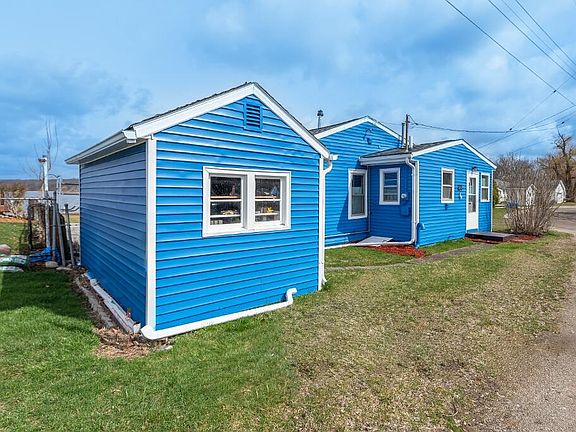 3rd image of 1144 Lakeshore Dr