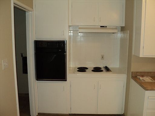 3rd image of 5434 Mona Way