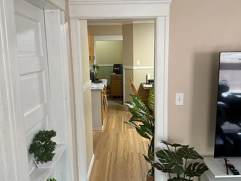 165 Ingleside Ave #1 — Photo 5