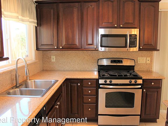 5th image of 4730 Westridge Dr