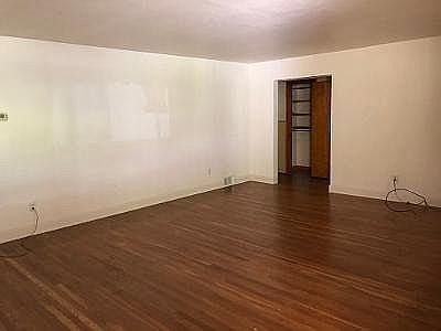 2nd image of 405 Madison Ave