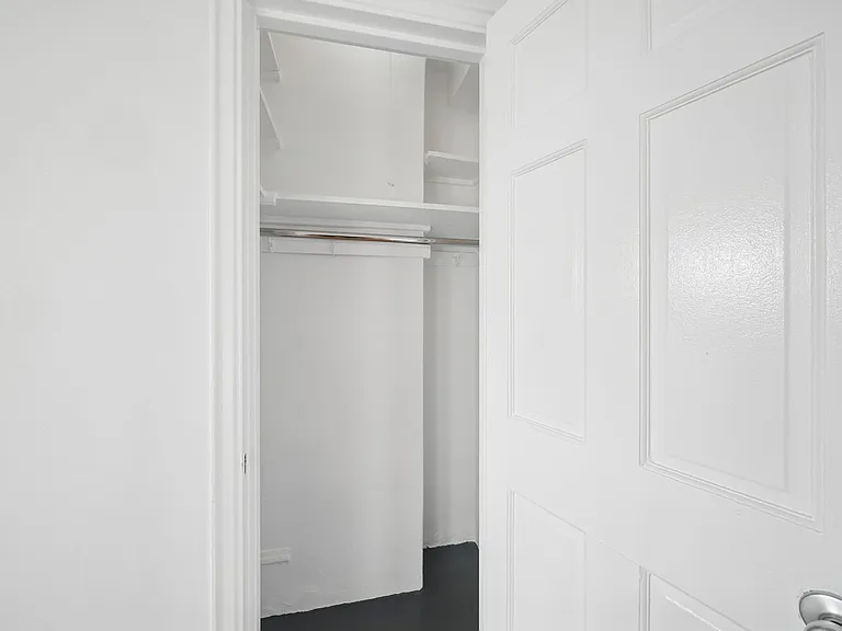 253 W 72nd St #2204 — Photo 9