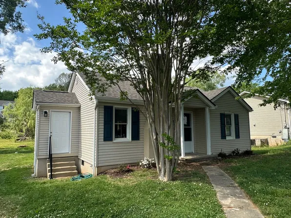 1915 Wells Dr, Powell, TN 37849