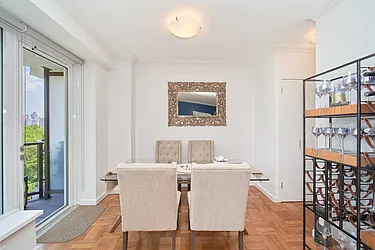 Rented by Living New York