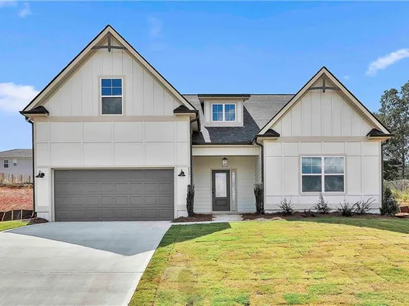 2501 Harding Ct, Opelika, AL 36801