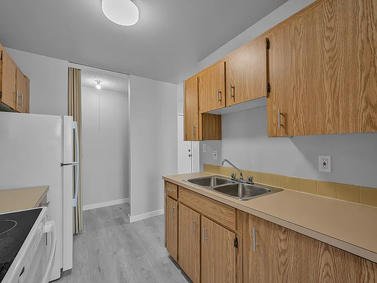 10131 159th St NW — Photo 9