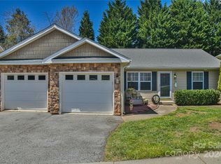 17 Kirby Rd, Asheville, NC 28806