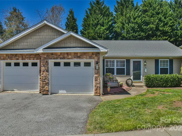 17 Kirby Rd, Asheville, NC 28806