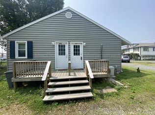 201 N Irving Ave #D, Colonial Beach, VA 22443
