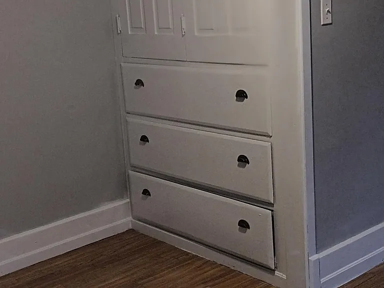 Built in wardrobe in bedroom