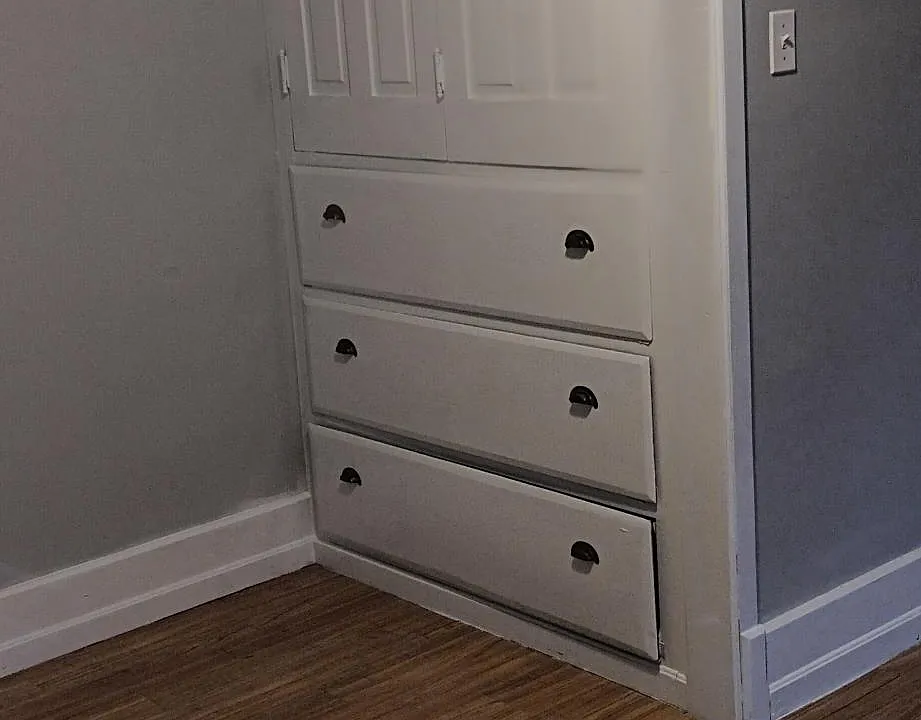 Built in wardrobe in bedroom