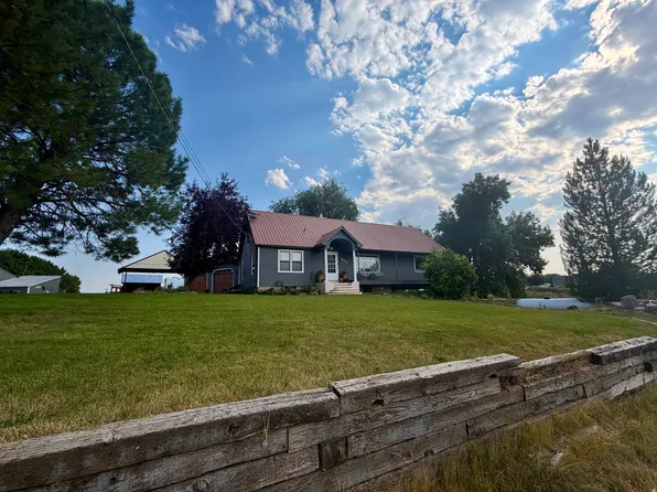 662 E Oneida St, Preston, ID 83263