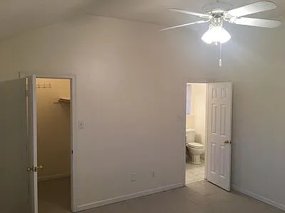5230 Findlay Dr — Photo 6