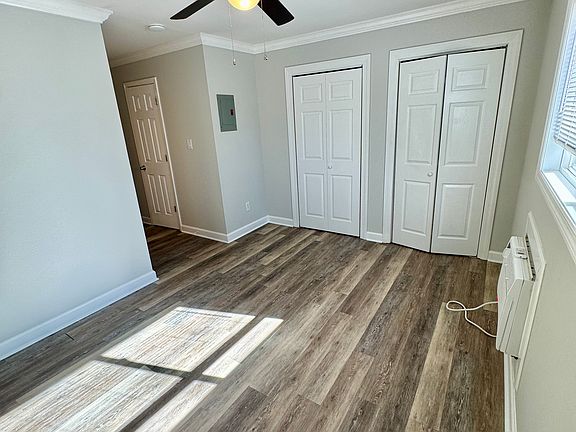 5th image of 702 S Aspen St #23