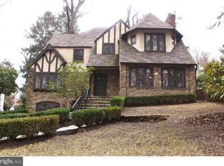 853 Crown St, Morrisville, PA 19067