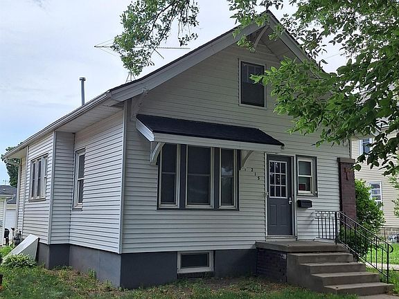 2nd image of 215 E 1st St