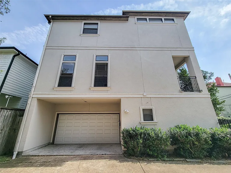 604 Reinerman St — Photo 39