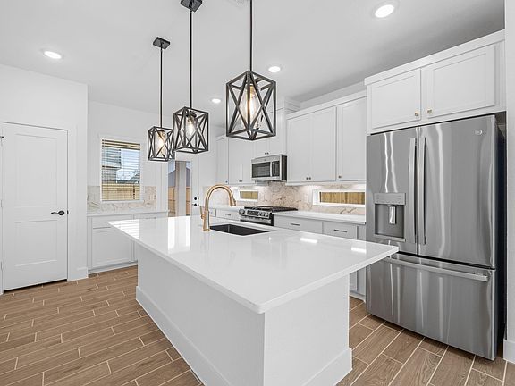 7th image of this home