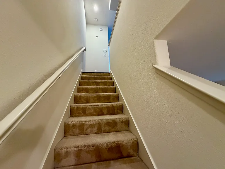 2100 Beech Cir — Photo 6