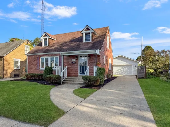 2401 Lincoln ROAD, Kenosha, WI 53143