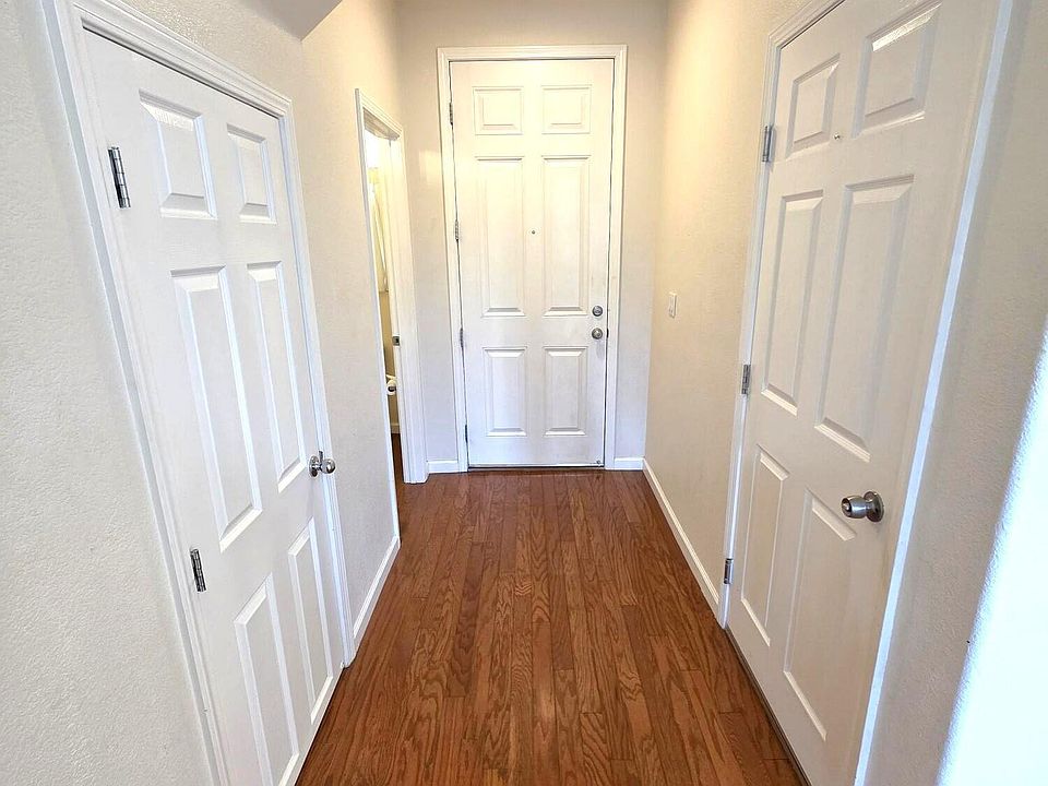 1st image of 9229 Lone Wolf Cir