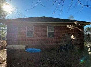 49 Chamblee Rd, Fulton, MS 38843