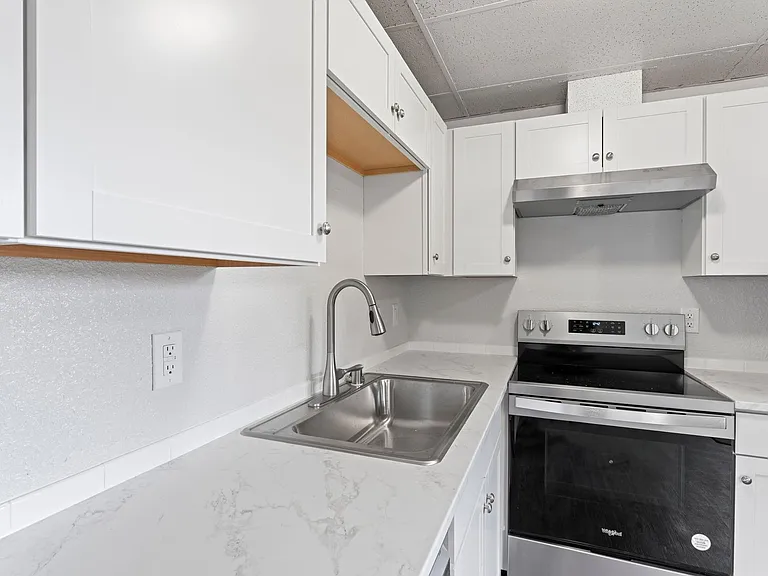 5310 Lionheart Dr — Photo 6