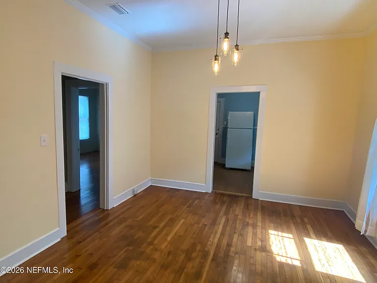 2316 Gilmore St — Photo 7