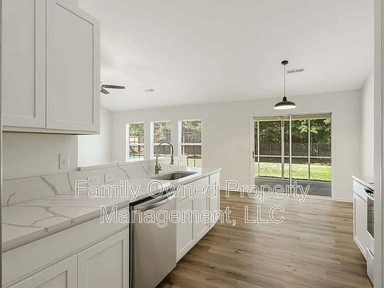 5208 Copley Cir — Photo 14