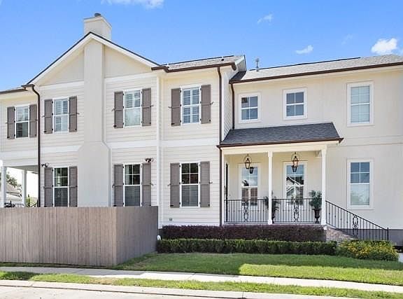 2nd image of 6170 Argonne Blvd